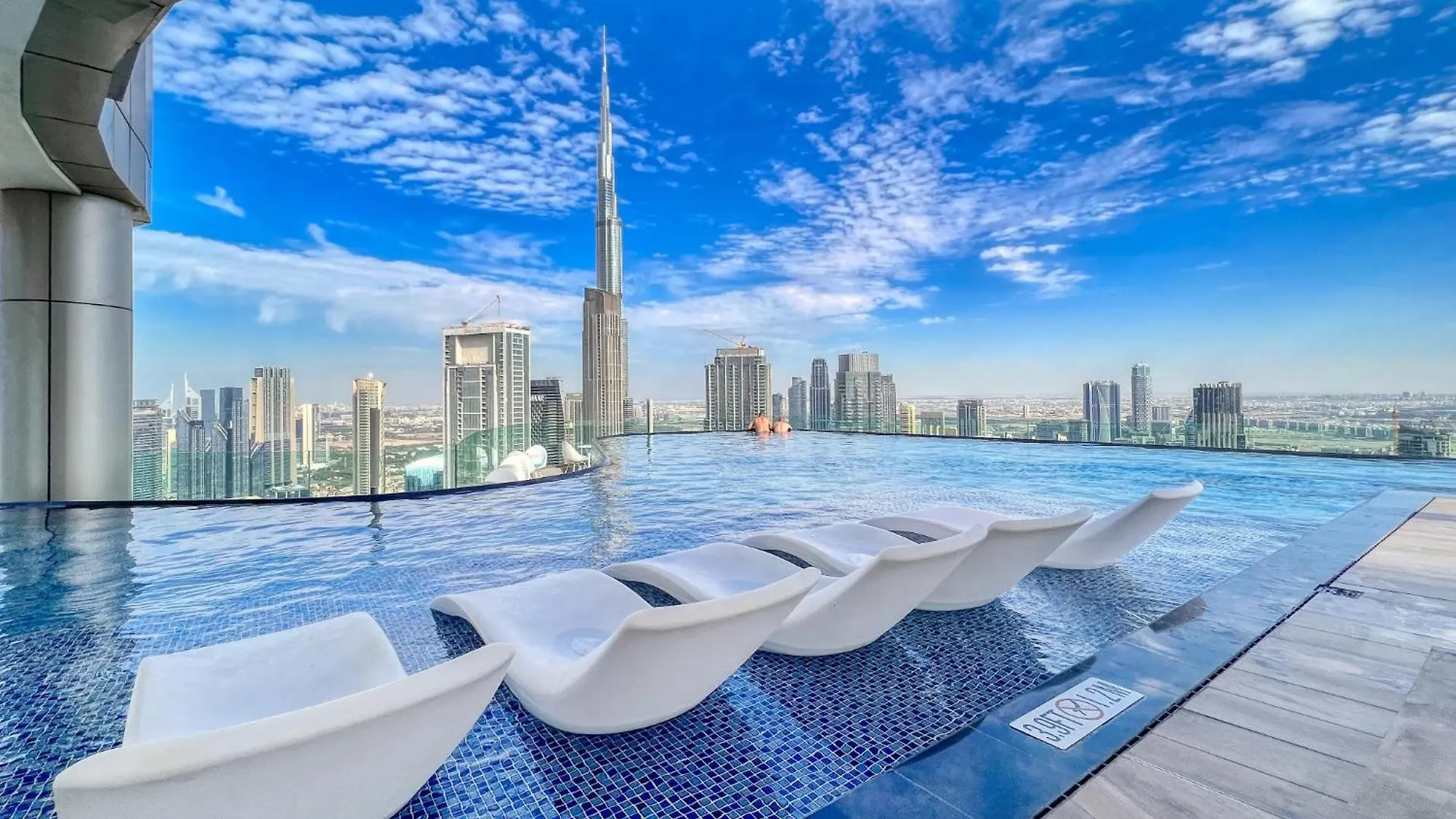 Highest Infinity Pool In Downtown Dubai contacts