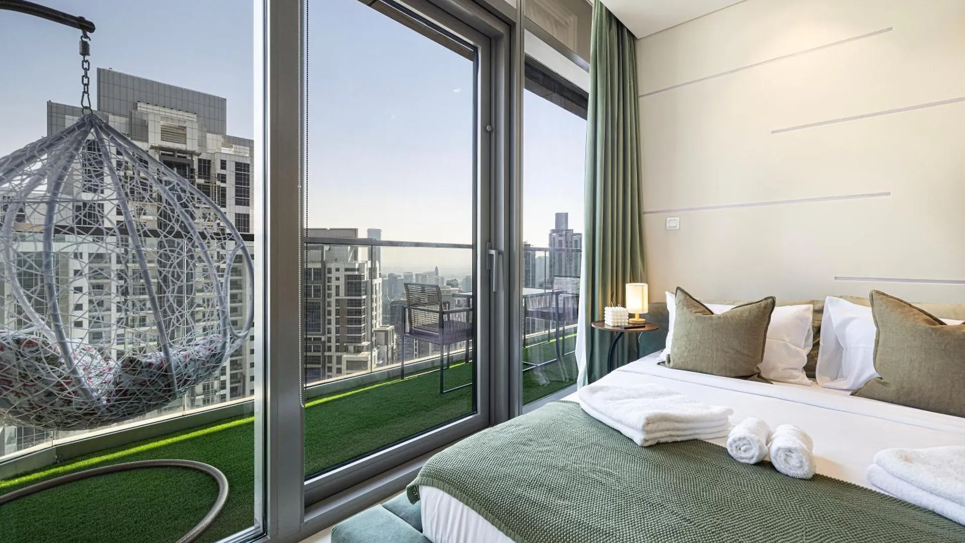 Highest Infinity Pool In Downtown Dubai Apartment United Arab Emirates
