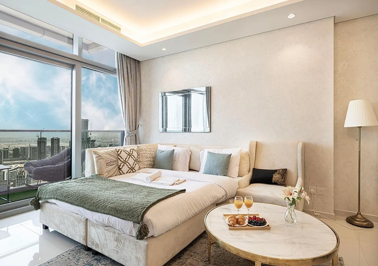 Highest Infinity Pool In Downtown Dubai Apartment