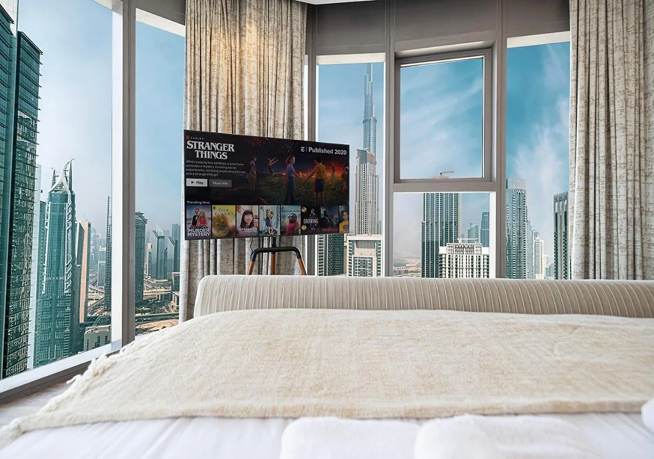 Highest Infinity Pool In Downtown Dubai Apartment