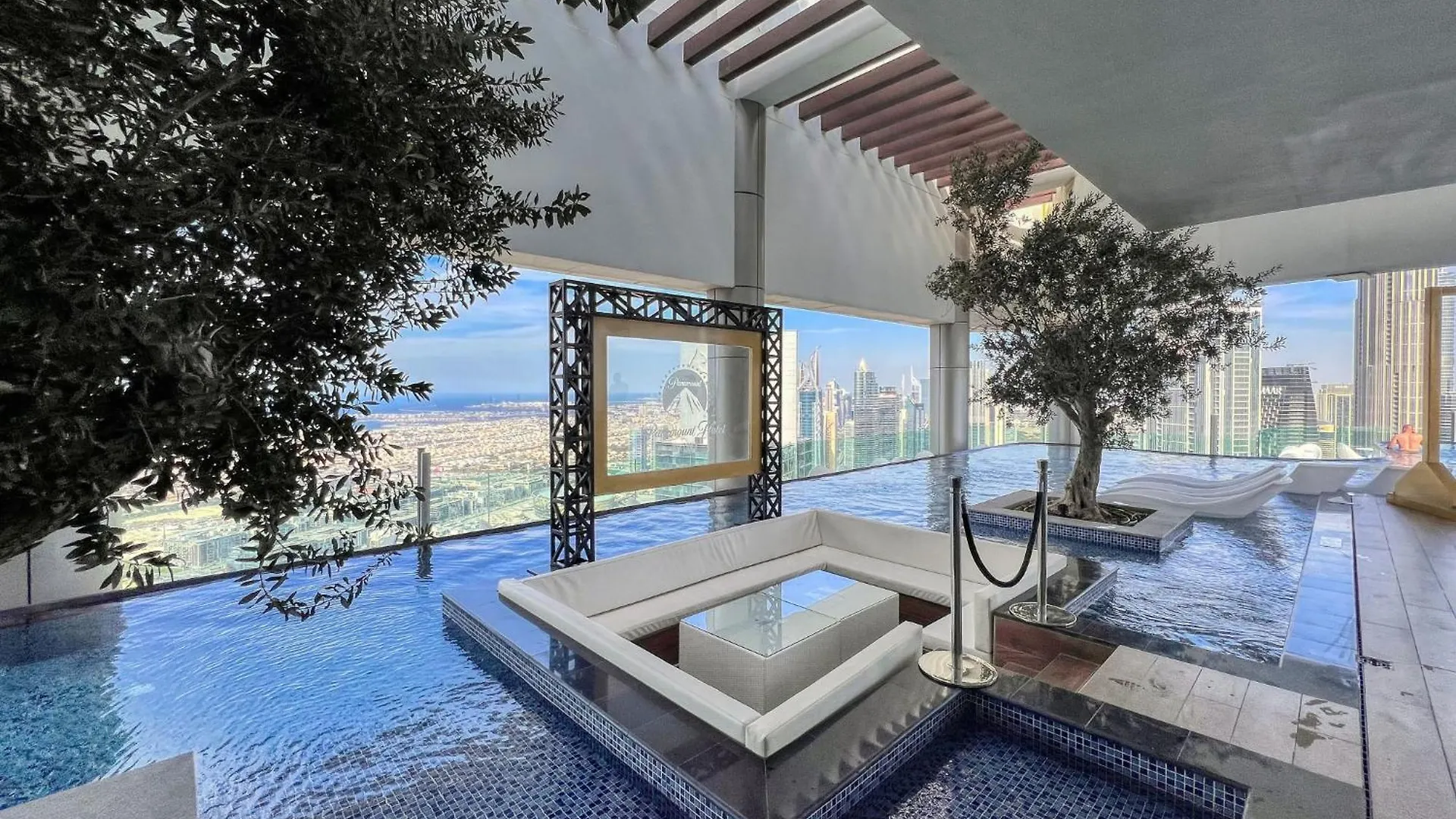 Highest Infinity Pool In Downtown Dubai Apartment United Arab Emirates